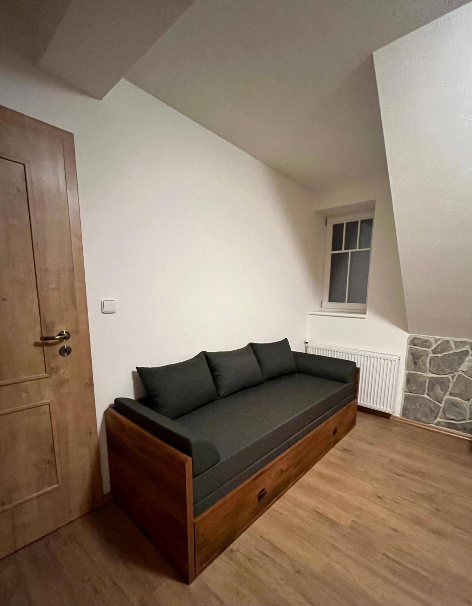 Chata Hubertka Krkonose Vítkovice Zimmer foto